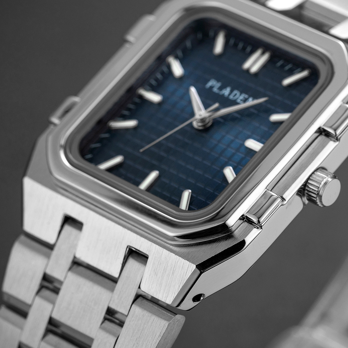 Marque de luxe cadran bleu hom - Luxury Watch Exhibition avis et prix